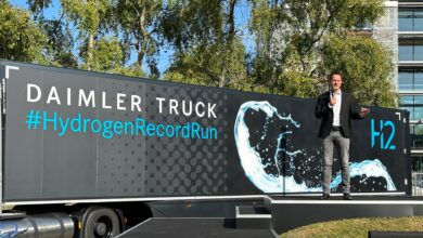 Daiml;er Truck following 1,00-kilometer hydrogen record run in Germany